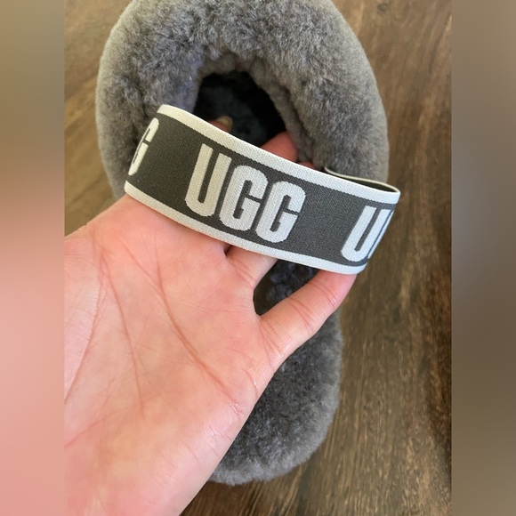 Uggs - Picture 4 of 8